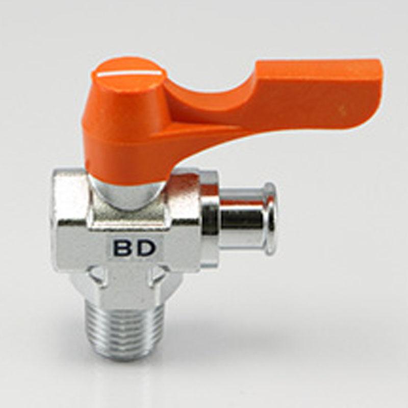 ACEBALL 彎角型（黃銅製） BD 柱塞型